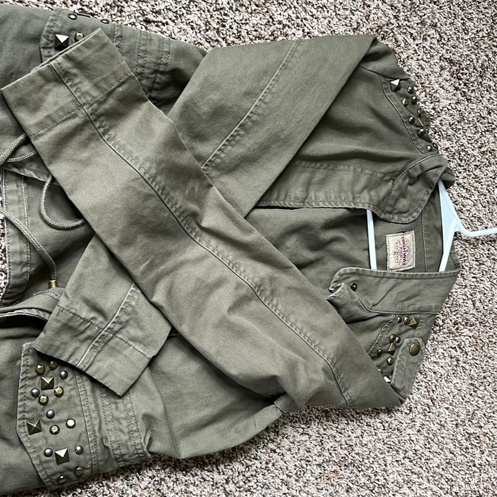 Light fashion jacket